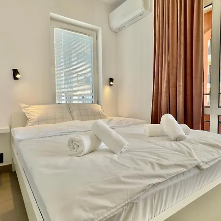 Carina - Private - Bsr - 1 شقة *